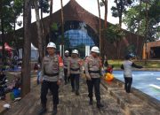 Libur Lebaran, Brimob Polda Jabar Gelar Patroli Harkamtibmas di Tempat Wisata Purwakarta