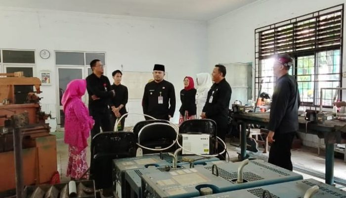 Abang Ijo Monitoring Kinerja Disnakertrans Purwakarta