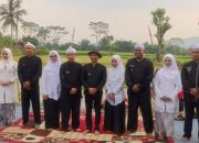 Momen Bersejarah, Empat Kades di Purwakarta Dilantik di Tengah Hamparan Hijau Sawah