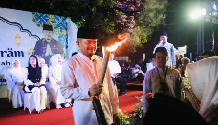 Pawai Obor Sebagai Semangat Rasa Nasionalisme, Kata Wabup Purwakarta Abang Ijo