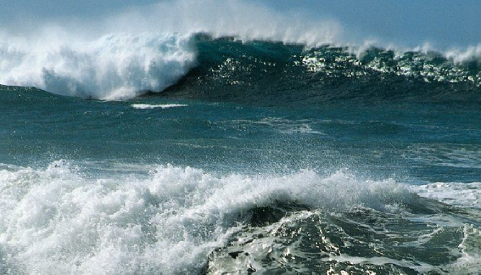 Waspada Gelombang Tinggi di Perairan Indonesia, Termasuk di Pantai Selatan Jawa Barat