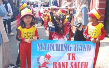 Keceriaan Karnaval TK Bani Saleh Sagalaherang, Meriahkan Jalanan dengan Aksi Marching Band Cilik